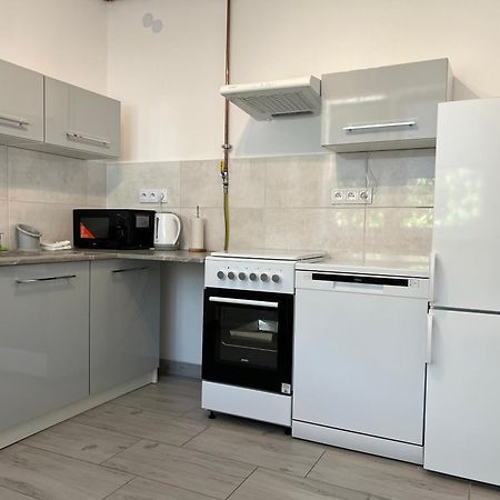 Etna 3 Dom Z Parkingiem Rzeszow Morgowa Appartement Buitenkant foto