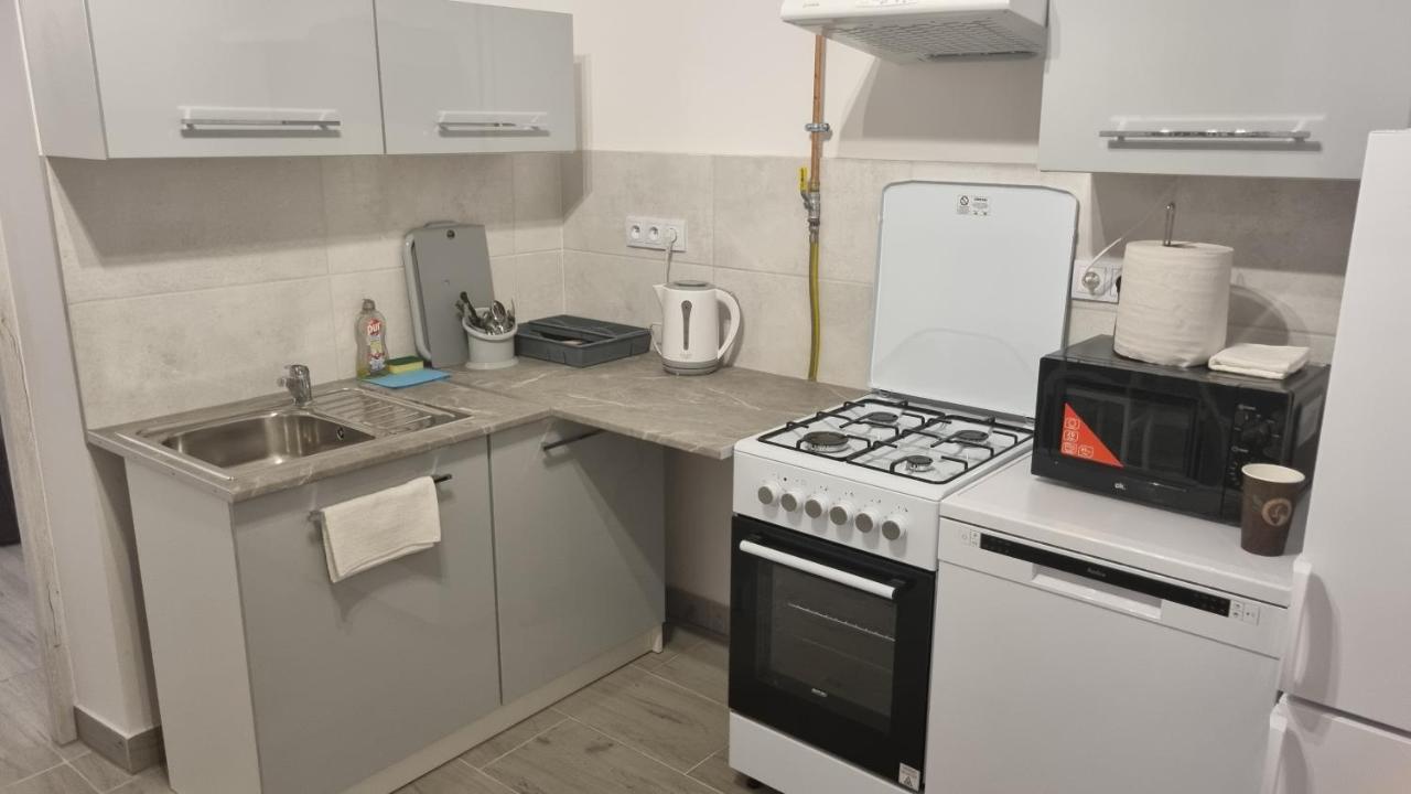Etna 3 Dom Z Parkingiem Rzeszow Morgowa Appartement Buitenkant foto