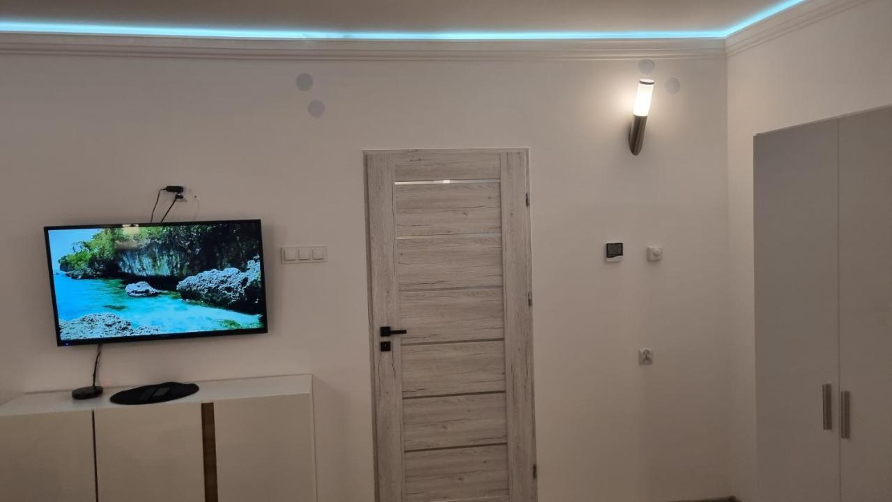 Etna 3 Dom Z Parkingiem Rzeszow Morgowa Appartement Buitenkant foto