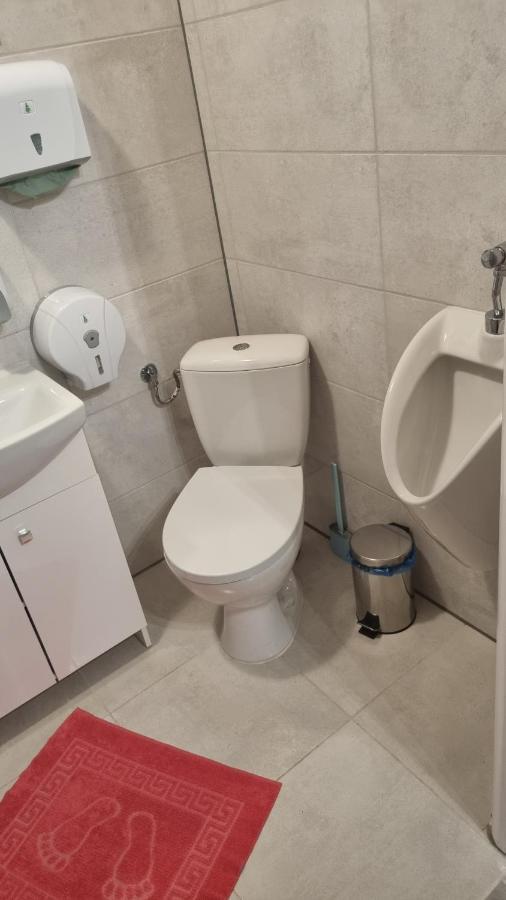 Etna 3 Dom Z Parkingiem Rzeszow Morgowa Appartement Buitenkant foto