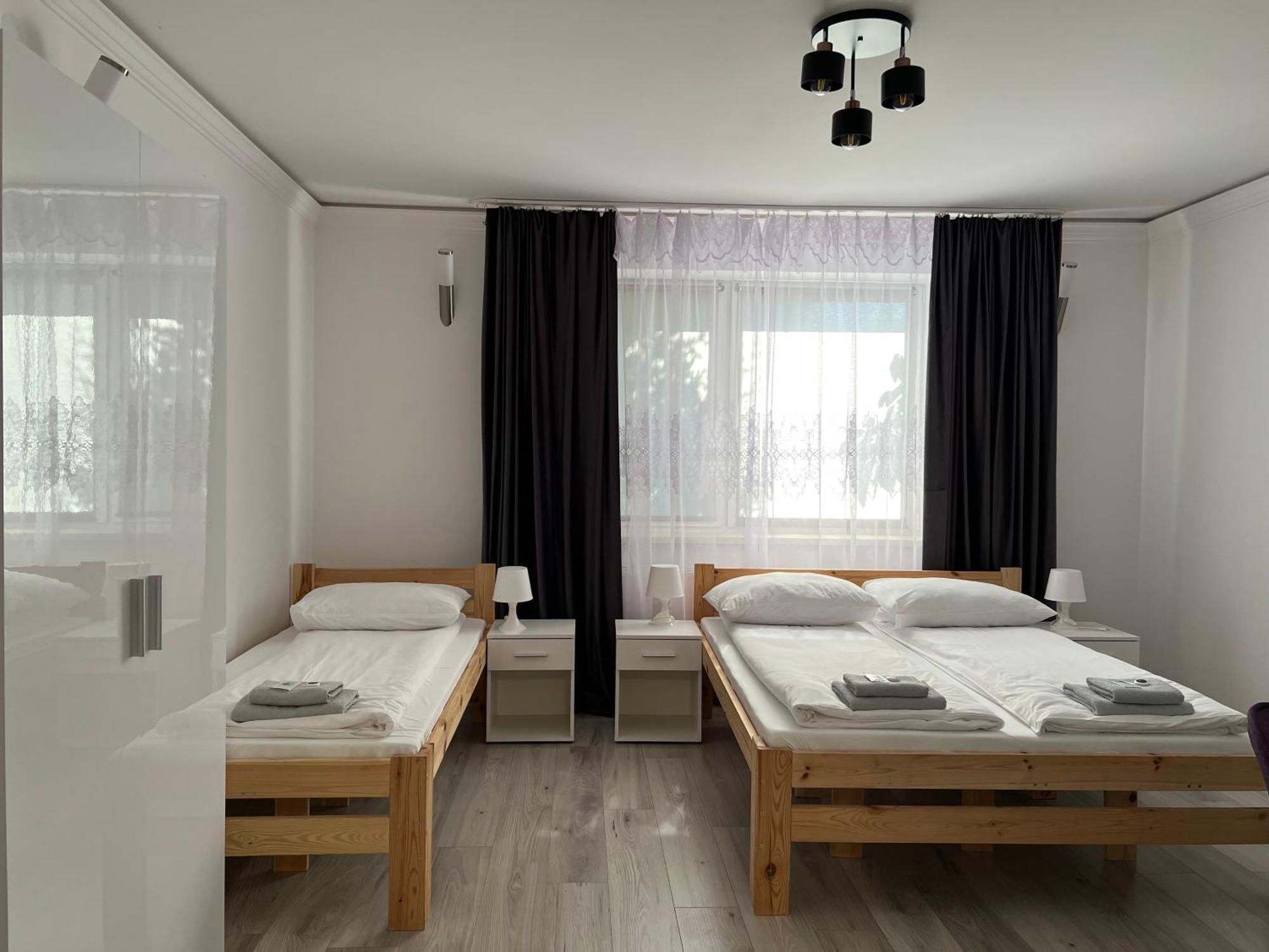 Etna 3 Dom Z Parkingiem Rzeszow Morgowa Appartement Buitenkant foto